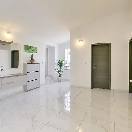 Martina Διαμέρισμα *