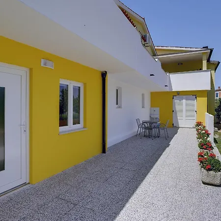 Martina Apartamento *